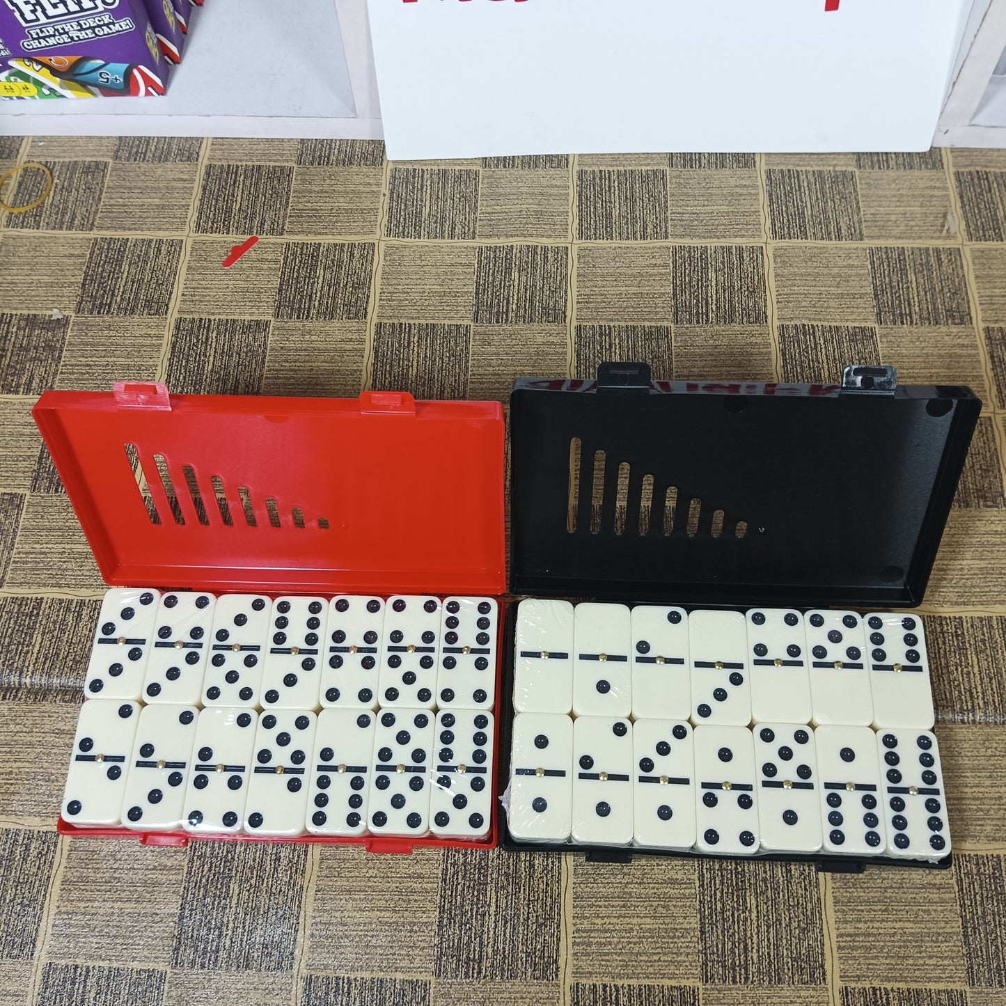 Premium Double Six Dominoes Set – 28 High-Quality Domino Tiles for Classic Fun!