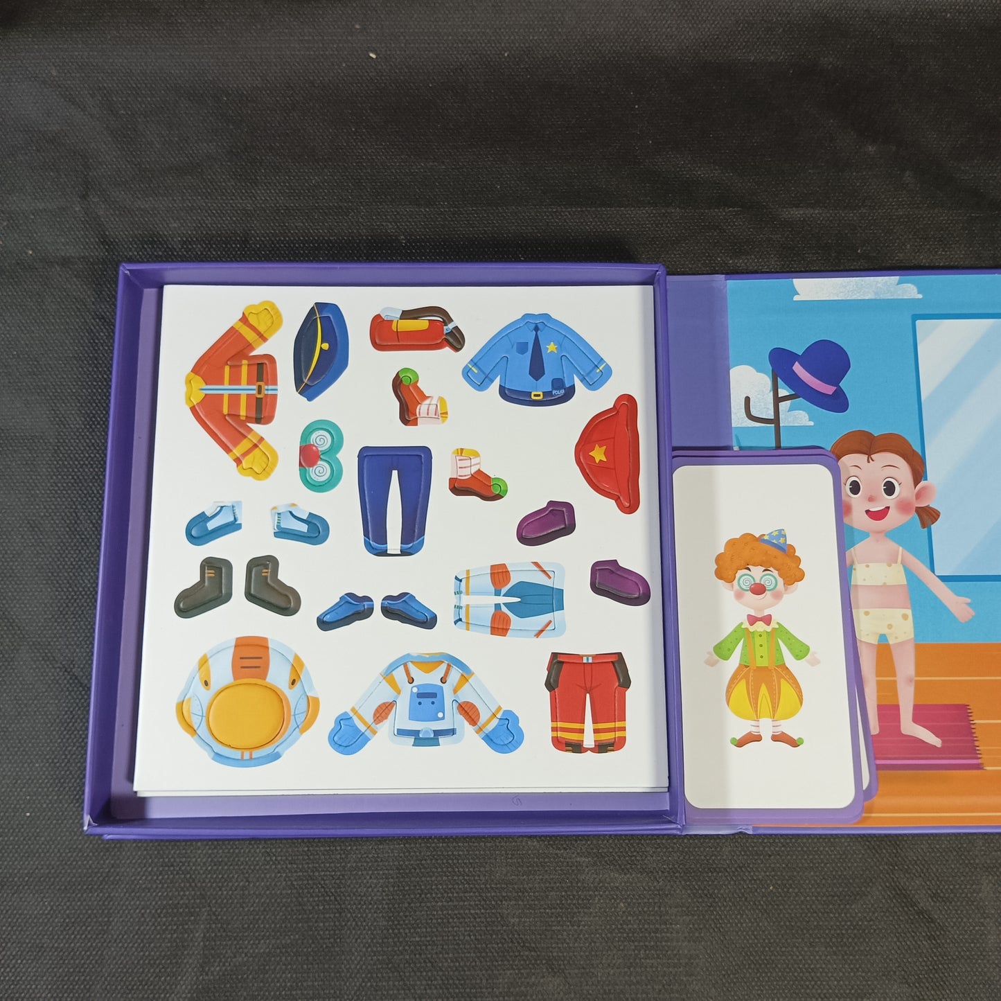 Magnetic Dress-Up Puzzle book – Professional Figures (3+ Years)
