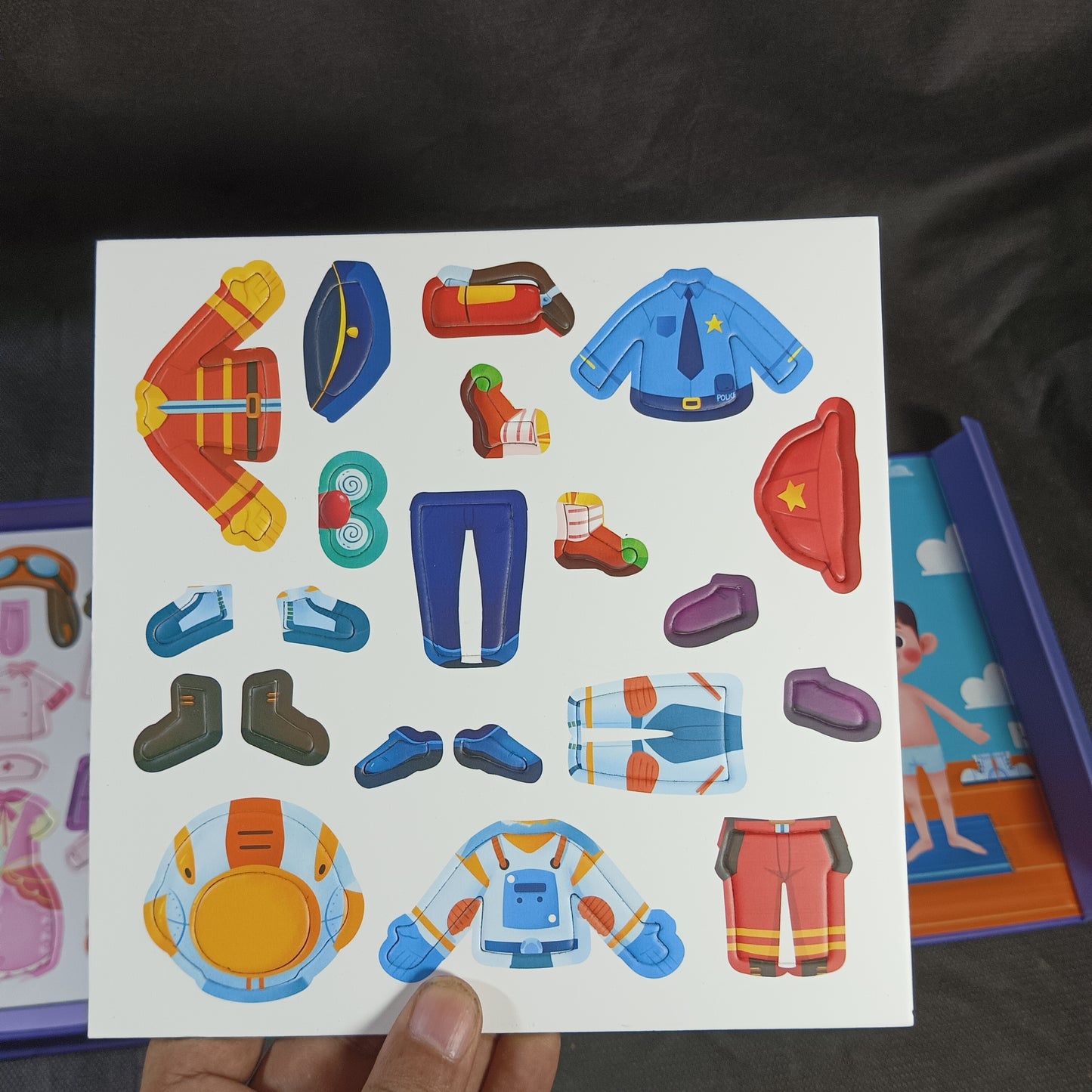 Magnetic Dress-Up Puzzle book – Professional Figures (3+ Years)