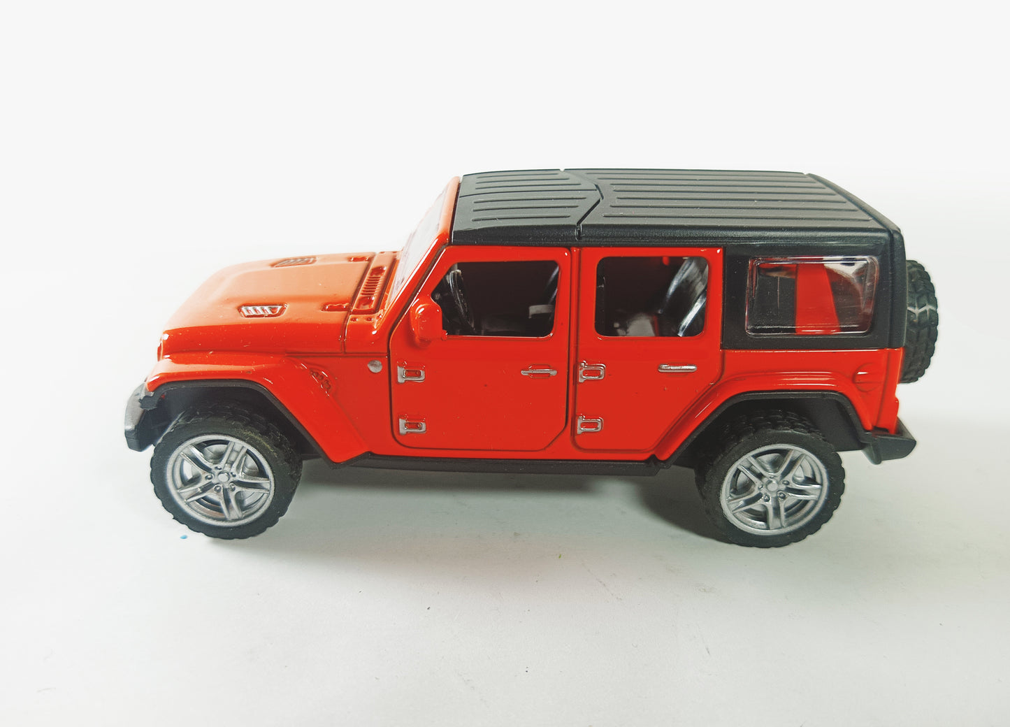Diecast Mini Scale Off-Road Jeep Red